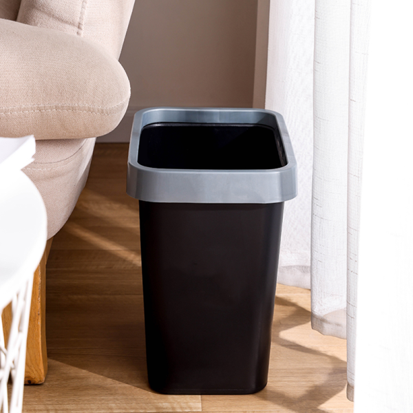 Square trash can